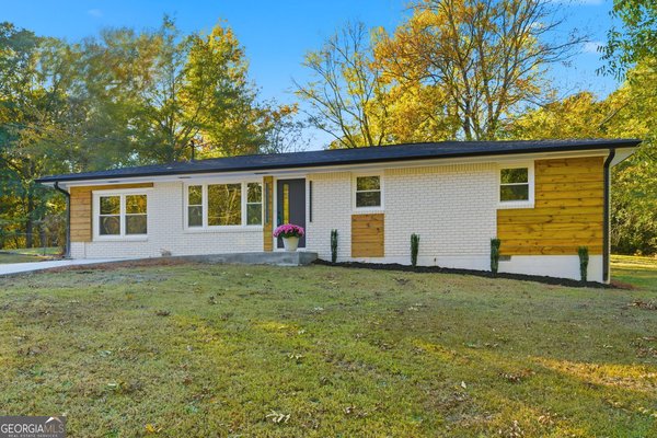 6807 Tralee Drive, Lithia Springs