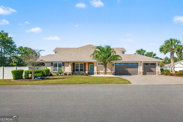 102 Thomas Court, Kingsland