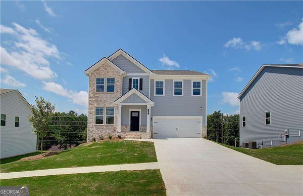 16 Fayme Court, Newnan