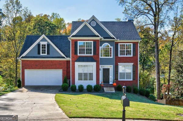 270 Dogwood View Court, Suwanee