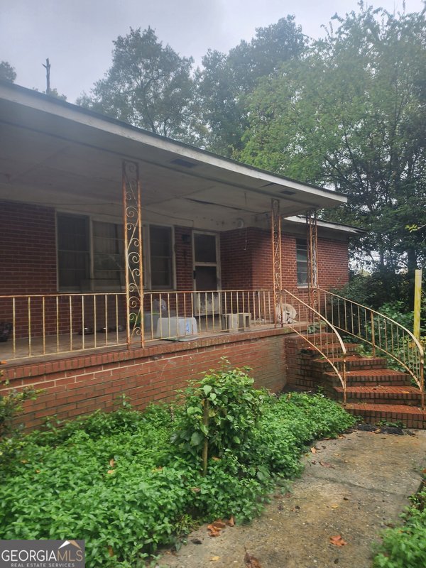 1388 Lakeview Circle, Macon