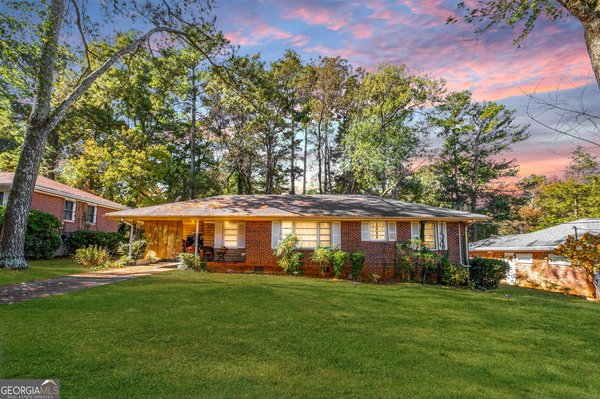 1979 Creekside Court, Decatur