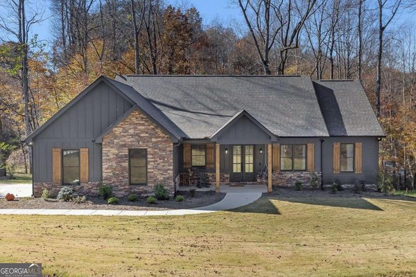 1433 Whitestone Road, Talking Rock