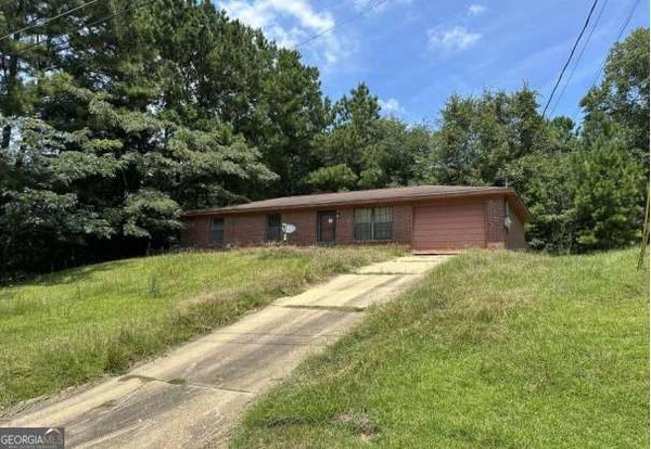 310 Sycamore Drive, Eufaula