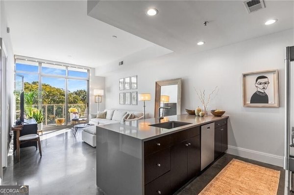 905 Juniper Street, Atlanta