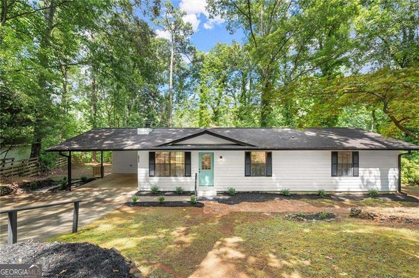 1184 Alemeda Drive, Marietta
