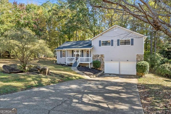 4041 Woodbridge Court, Powder Springs