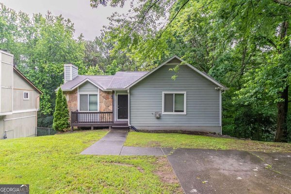 2654 Laurel View Drive, Snellville