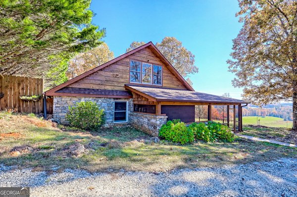 225 Whetstone Mountain Road, Mountain Rest