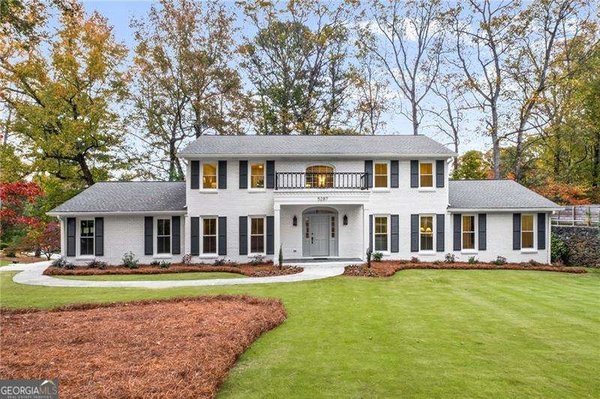 5287 Vernon Lake Drive, Atlanta