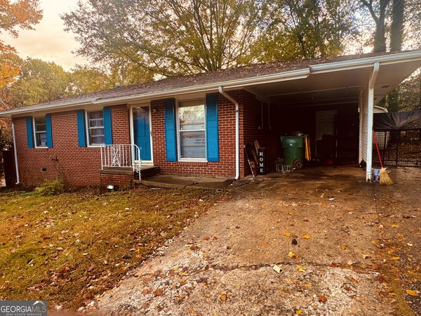 913 Longleaf Drive, Forest Park