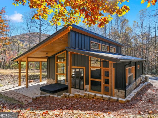 138 Cottonwood Lane, Blue Ridge