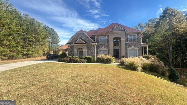 942 Artistry Way, Fairburn