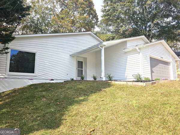 10085 Old Woodland Entry, Alpharetta