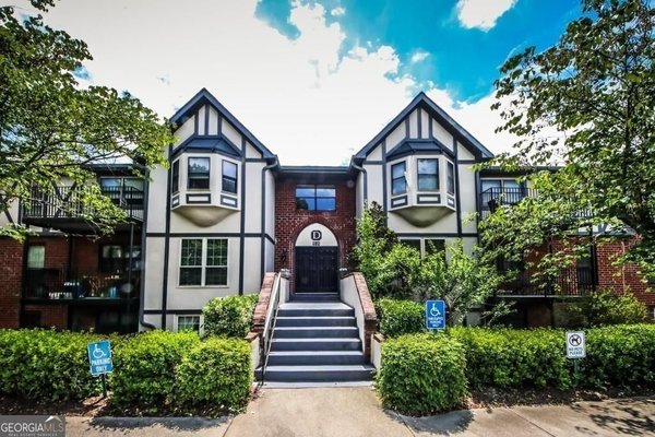 6851 Roswell Road, Atlanta