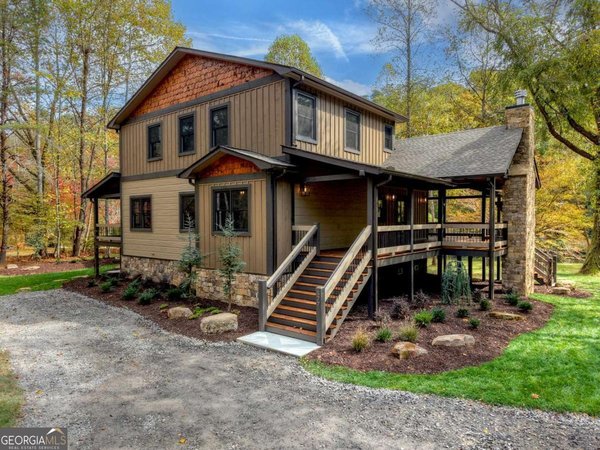 577 Blackberry, Mineral Bluff