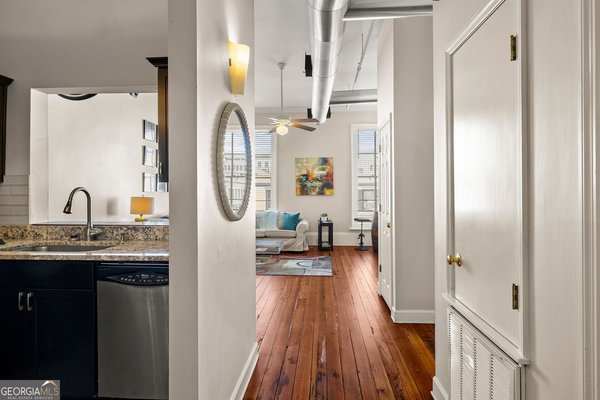 105 Whitaker Street, Savannah