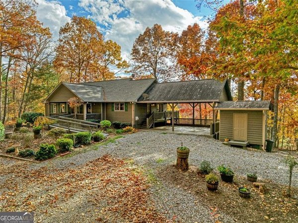 654 DOC THOMAS RIDGE Road, Blairsville