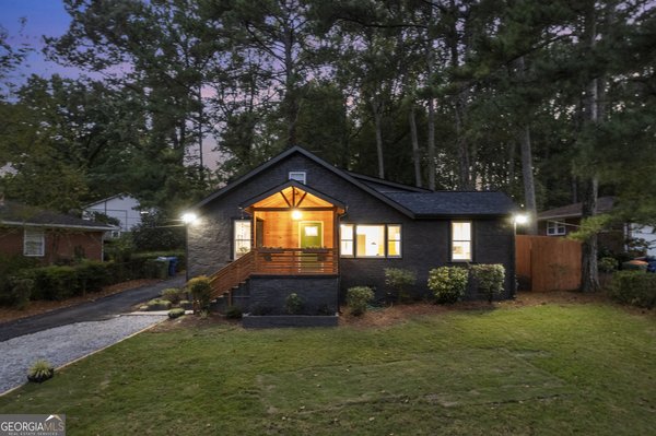 2720 Hedgewood Drive, Atlanta