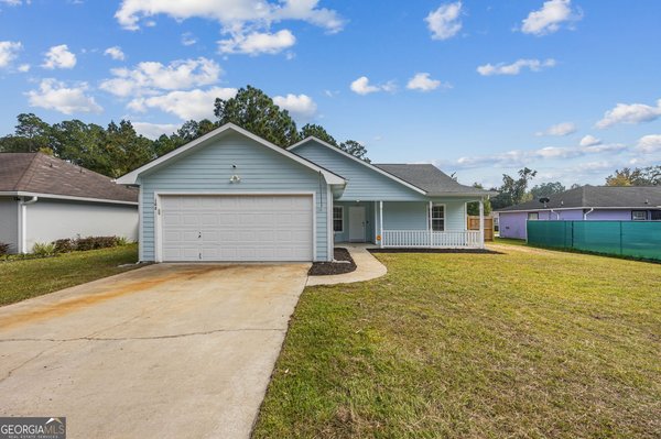 102 Lake Wisteria Court, Kingsland