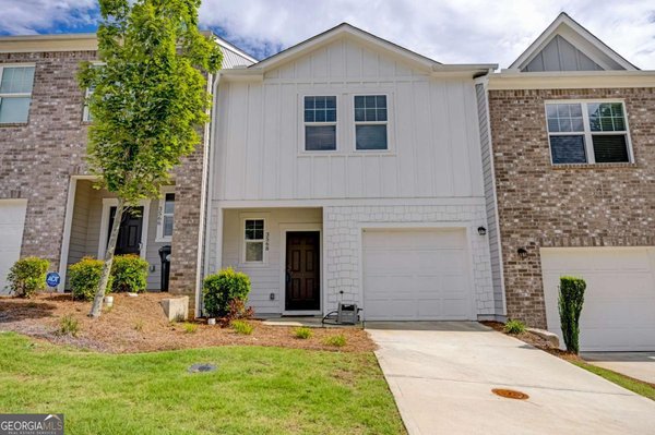 3568 Eagle Court, Atlanta