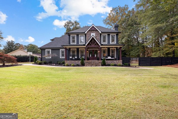 109 Tapestry Trace, Peachtree City
