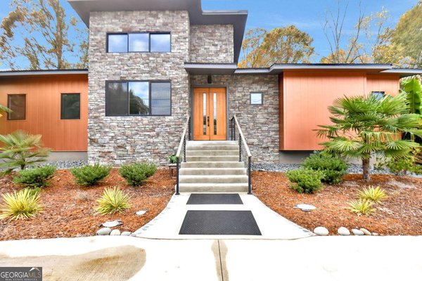 1271 Daniells Bridge Road, Athens