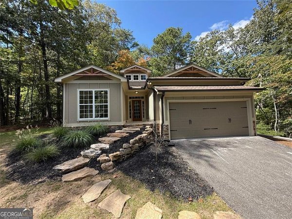 114 MINK Court, Waleska