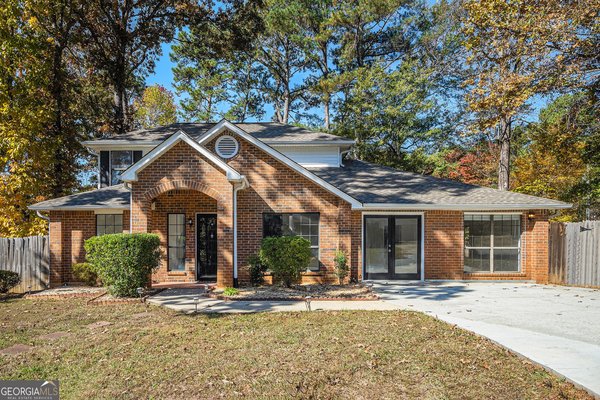 2001 Hunters Cove Drive, Lawrenceville