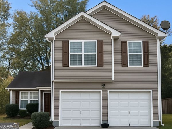 8258 Champion Trail, Fairburn