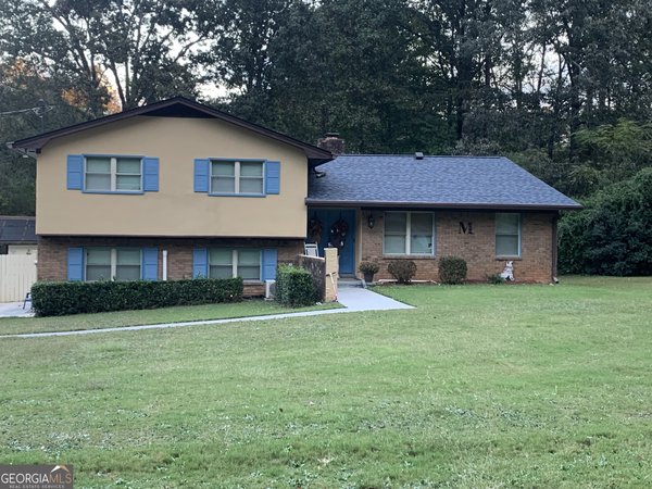 205 Deer Trail, Fayetteville