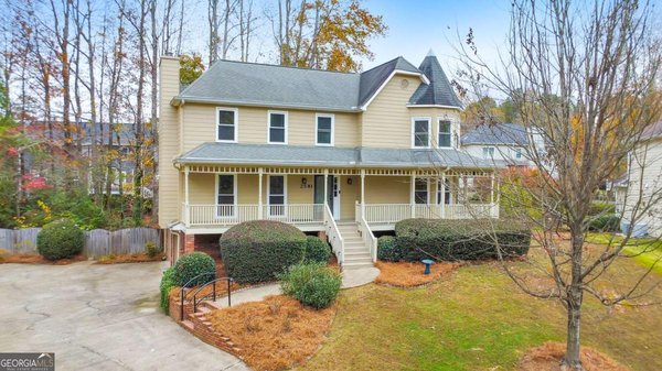 2581 Oak Village Place, Marietta