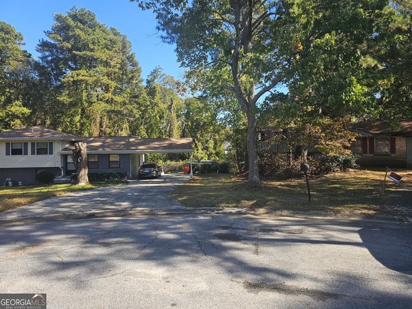 2835 Randy Court, Ellenwood