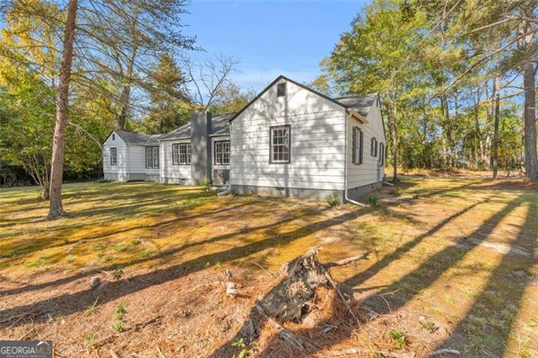 529 COLLEGE Street, Jackson