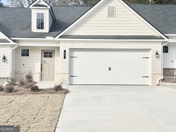 26 Silver Leaf Lane, Dawsonville