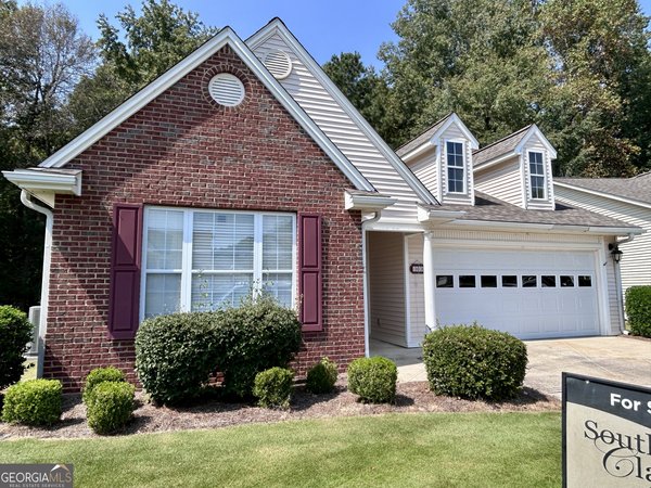 1018 Pinehurst Drive, Peachtree City