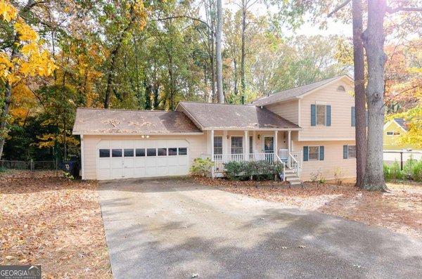 727 Cedar Valley Trace, Lawrenceville