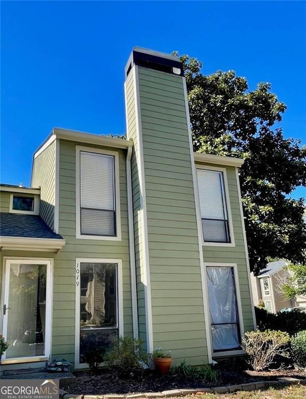 1079 Riverbend Club Drive, Atlanta