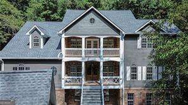 6370 River Chase Circle, Atlanta