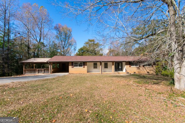 641 Whitaker Road, Lagrange