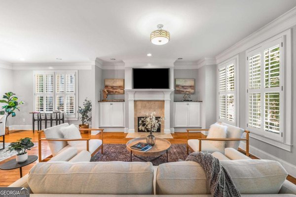 102 Knob Hills Circle, Decatur