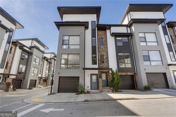 61 Moda Lane, Atlanta