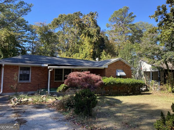 2093 Edgemore Drive, Atlanta