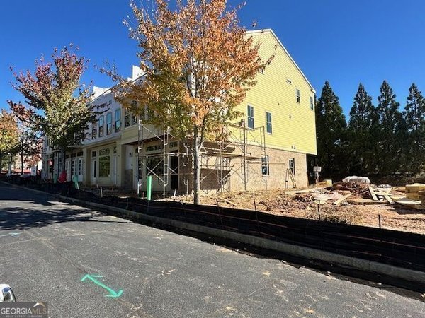 73 Bourbon Street, Senoia