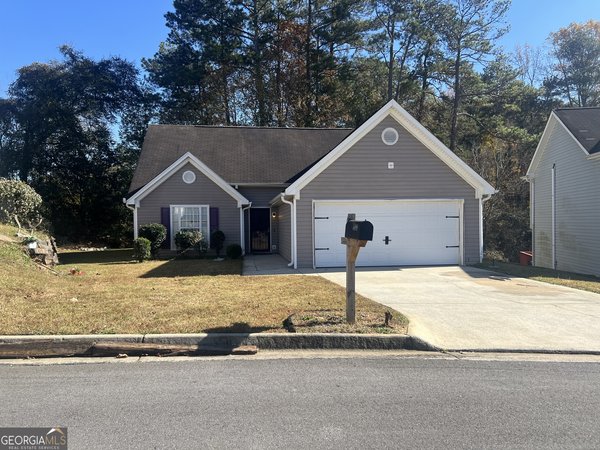 5490 Twin Lakes Drive, South Fulton