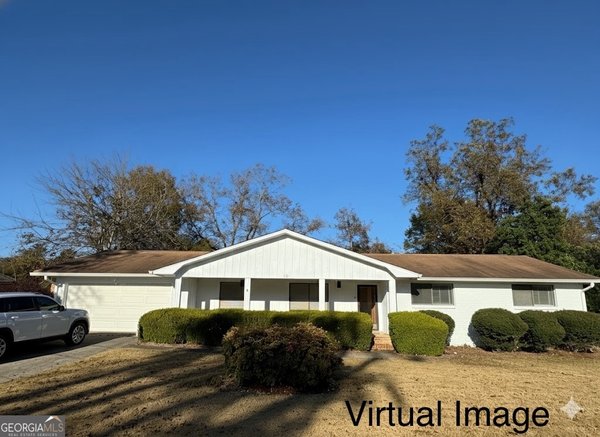 112 Haag Drive, Warner Robins