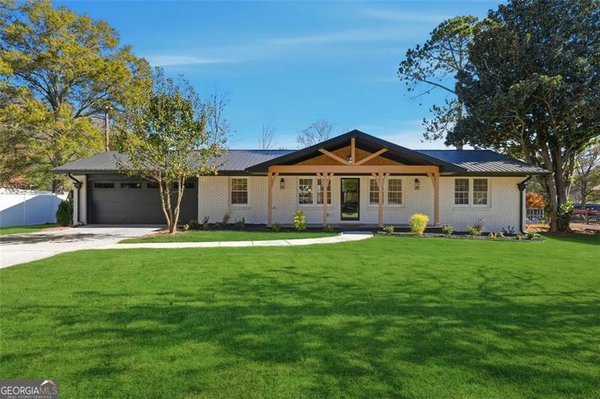 359 SANDTOWN Road, Marietta