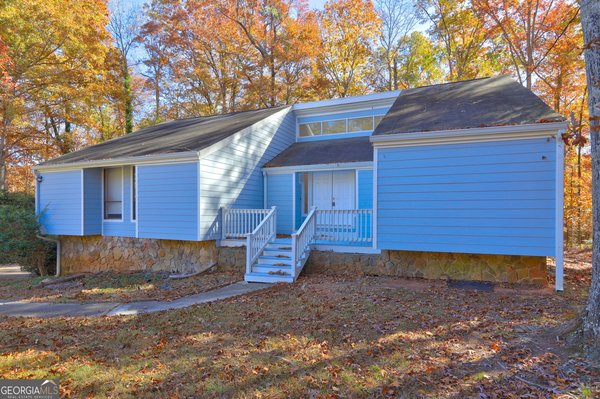 871 Lost Creek Circle, Stone Mountain