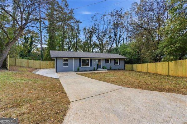 4015 Moffat Court, Decatur