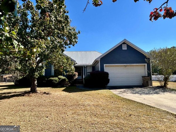 39 Paradise Lake Road, Tifton